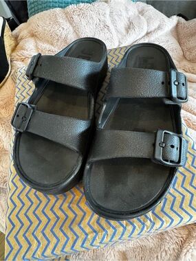 Lemon Jelly Double-Buckle Slide Sandals